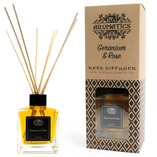 Reed Diffuser with Essential Oils - Geranium and Rose