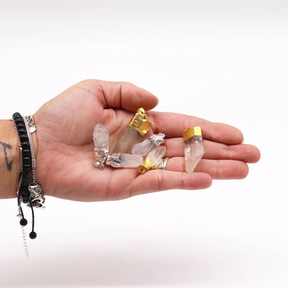 Colgantes de cuarzo transparente bañados en oro y plata (6 unidades surtidas)