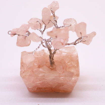 Mini arbre à pierres précieuses sur base en orgonite – Quartz rose (15 pierres)