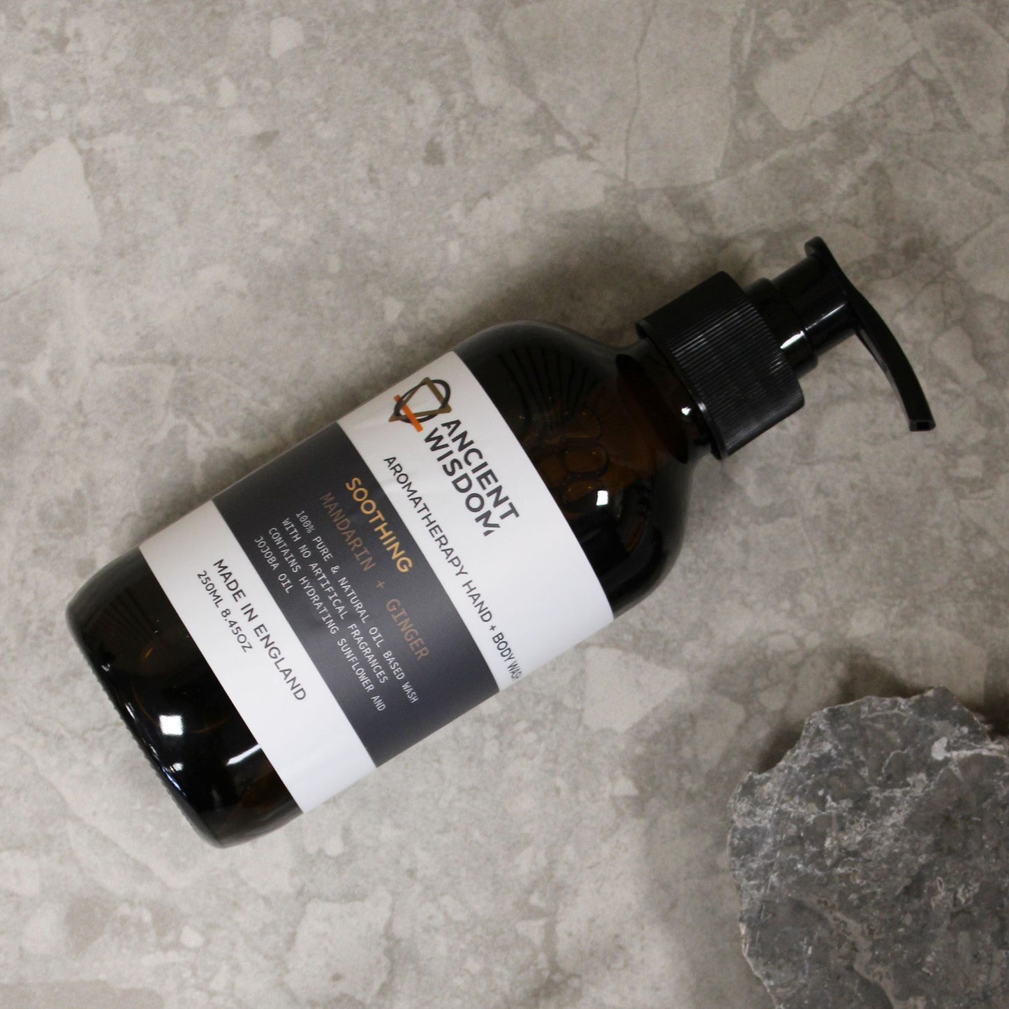 Savon liquide pour les mains et le corps à la sauge sclarée et à la lavande 250 ml