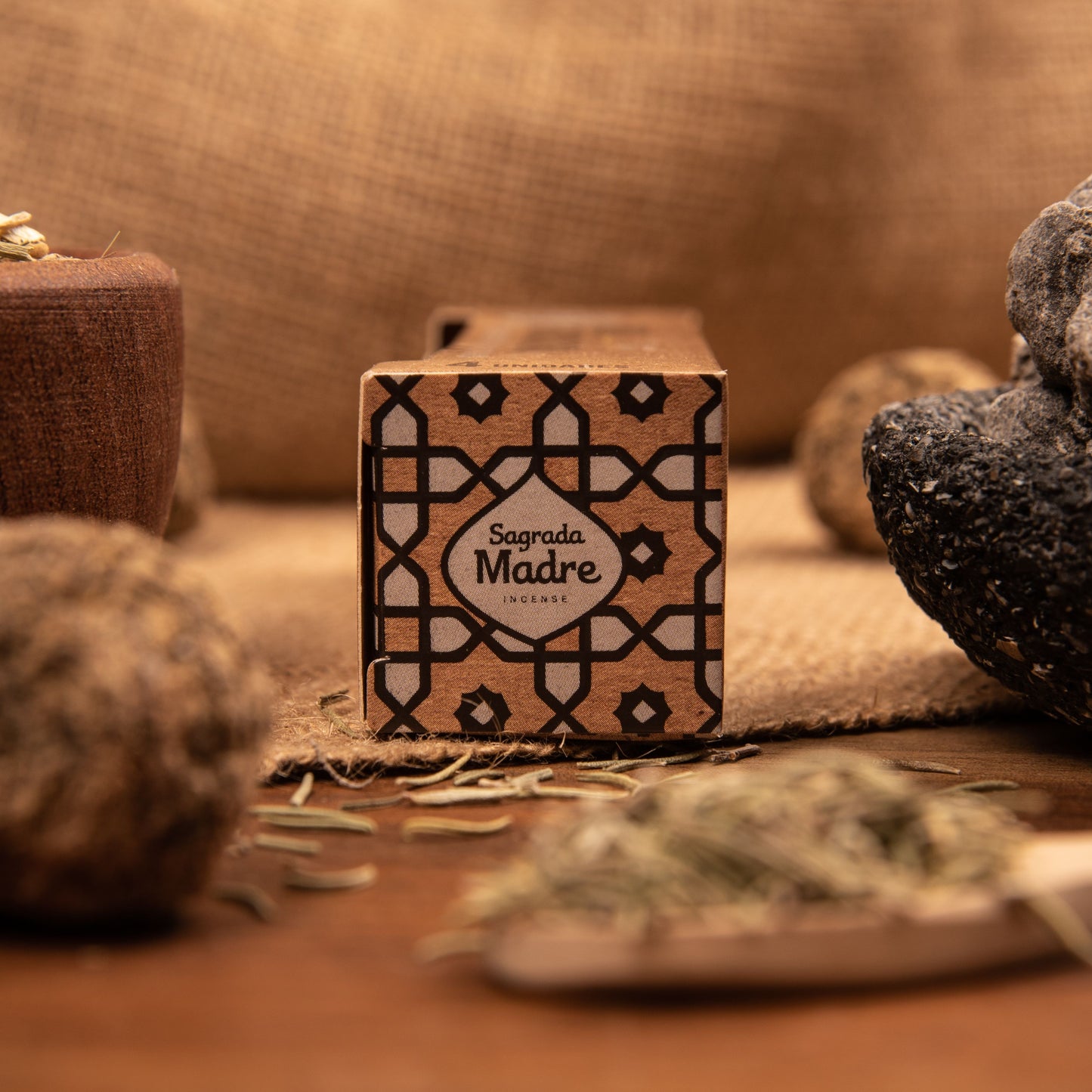 Box of 4 Incense Sticks with 7 Herbs and Copal