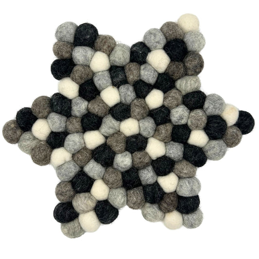 Star-shaped felt centerpiece mat (38 x 18 cm, multicolored grey)
