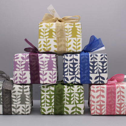 Gift Set: Windermere &amp; Citrus Bath Bombs + Velvet Moon Candle