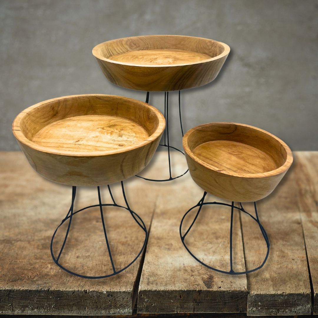 Bols en bois surélevés