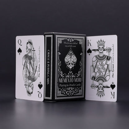 Memento Mori Cartas de juego y de oráculo góticas