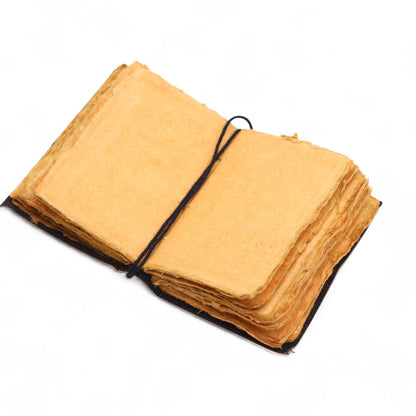 Cuadernos de cuero con borde hecho a mano (5 x 3.5 pulgadas) - Las historias que me cuento a mí mismo