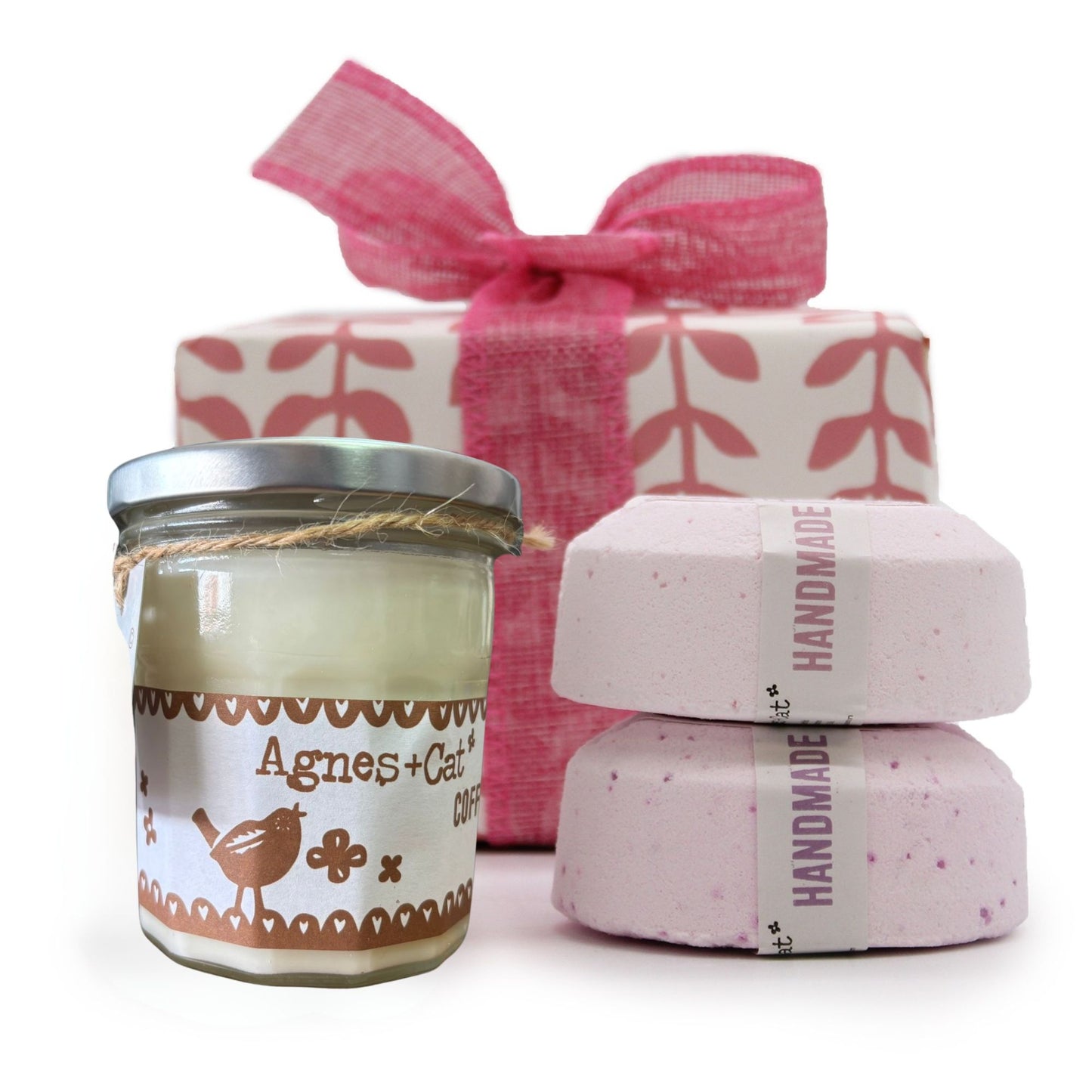 Gift Set: Peony &amp; Tea &amp; Rose Bath Bomb + Coffee &amp; Nut Candle