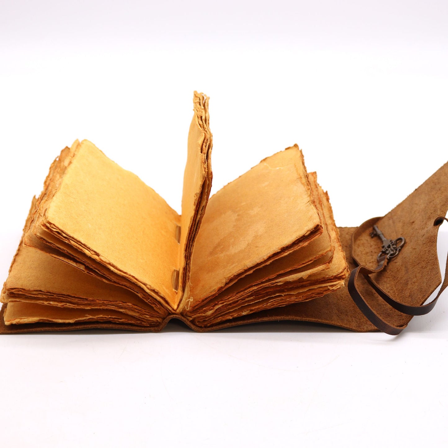 Oiled Leather &amp; Key