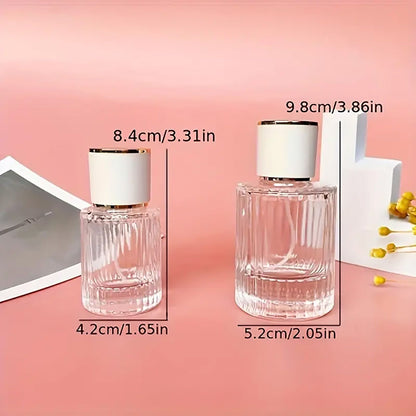 Flacons de parfum en verre avec vaporisateur et bouchon bleu, 50 ml