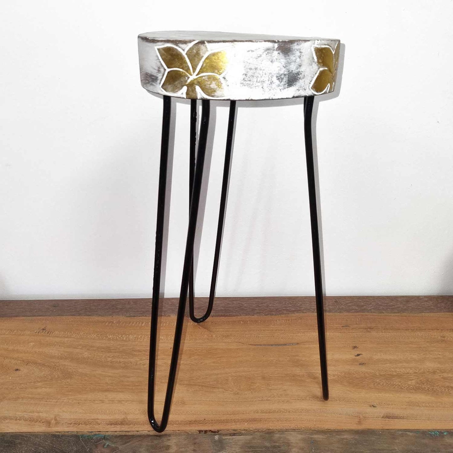 Soporte para plantas de madera de Albasia - Blanqueado