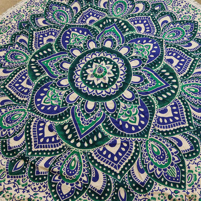 Small round cotton mandala (130 cm) - turquoise and blue