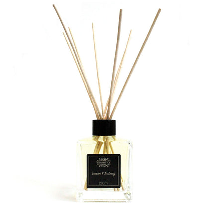 Reed Diffuser with Essential Oils - Lemon and Nutmeg