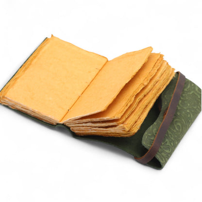 Cuaderno grueso de cuero con borde deckle – Patrón de laberinto verde – 12.7×8.9 cm