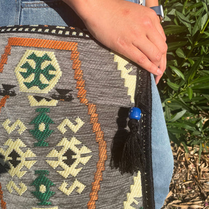 Bolso bandolera de festival Kilim gris pálido
