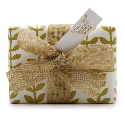 Gift Set: Clementine &amp; Mor Bath Bombs Roll + Fresh Citrus Candle