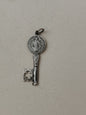 Pendentif clé Saint Benoît en argent sterling
