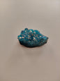 Aura d'améthyste druse. Poids : 16,80 g environ. Dimensions : 4 x 2 cm environ.