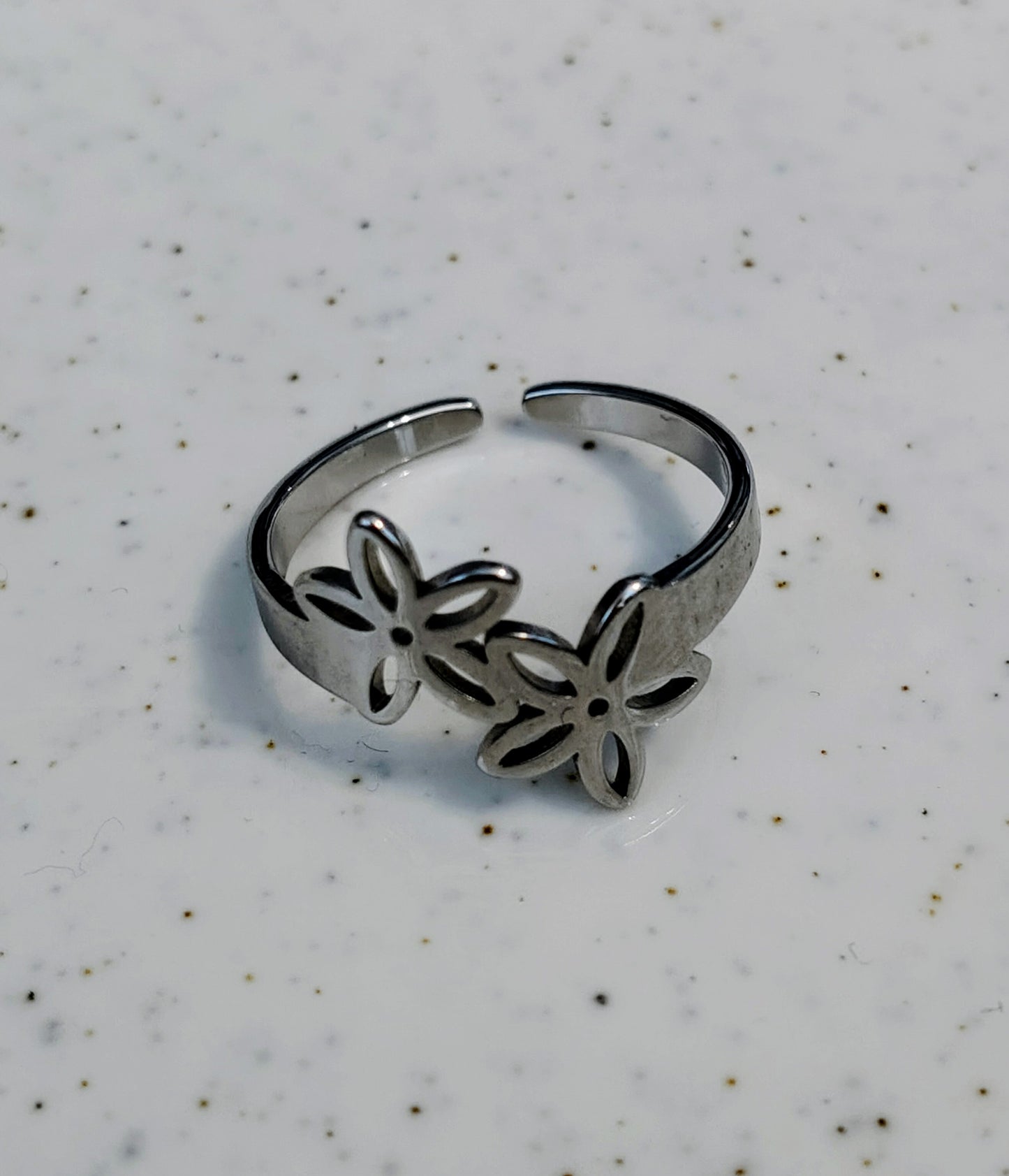 Stainless steel ring (adjustable)