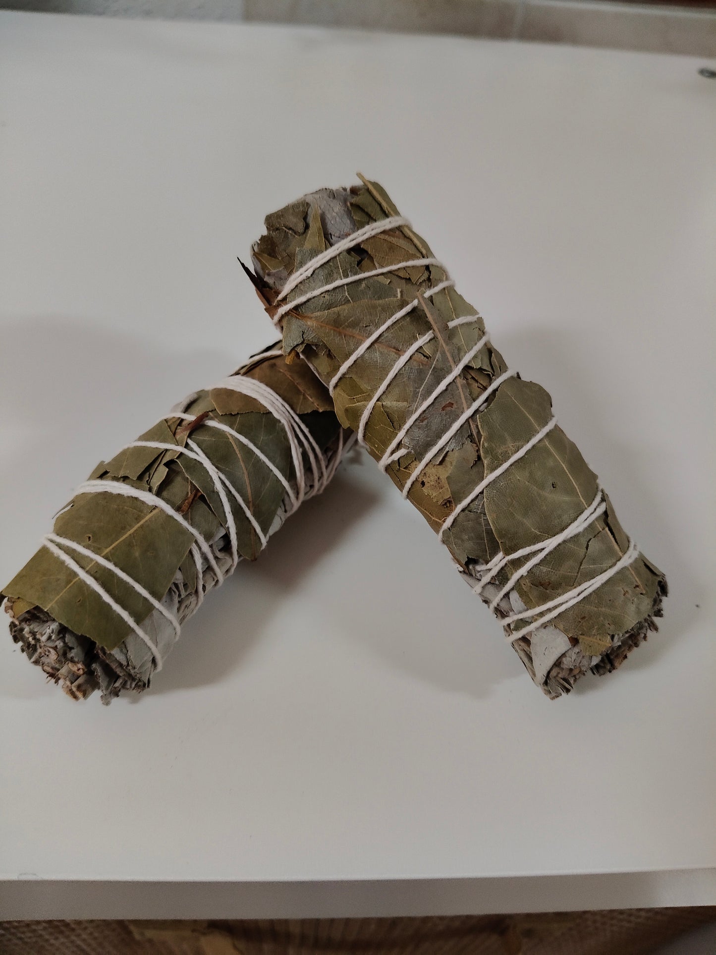 Bouquet de sauge blanche et de laurier